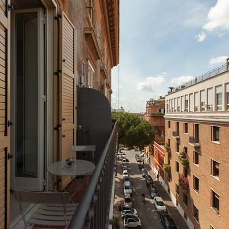 Colosseum Corner Rome Luaran gambar