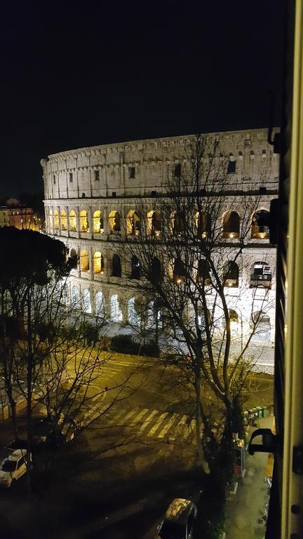 Colosseum Corner Rome Luaran gambar